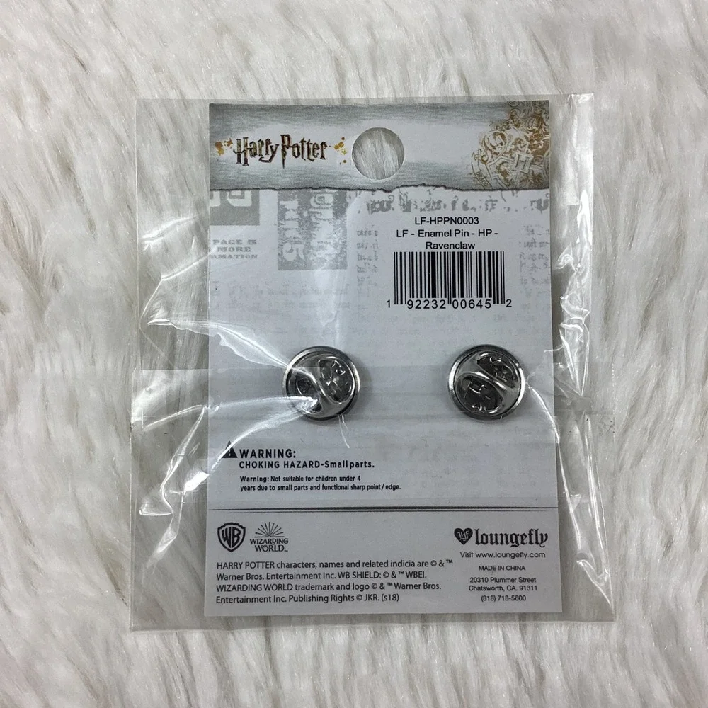 Loungefly Harry Potter Ravenclaw Enamel Pin Pennant Blue Silver LF-HPPN0003 NEW